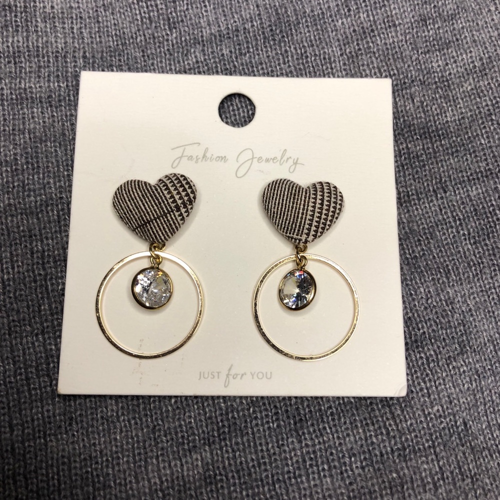 Heart earrings